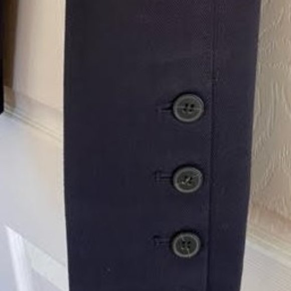 Club Monaco-cropped pants-side buttons on leg-size 6 - Picture 3 of 4